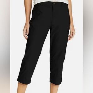 Eddie Bauer Women's Black Capris ~ Size 4